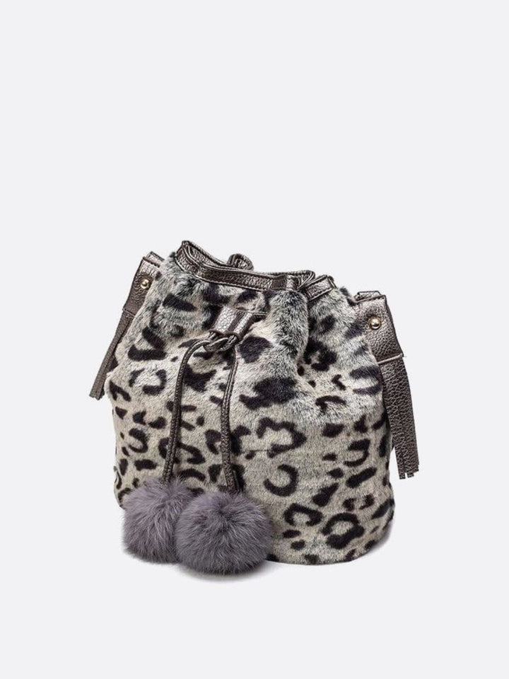 Sac seau léopard gris fausse fourrure
